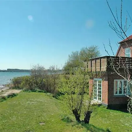 Holiday Promenaden H- 3604 *
